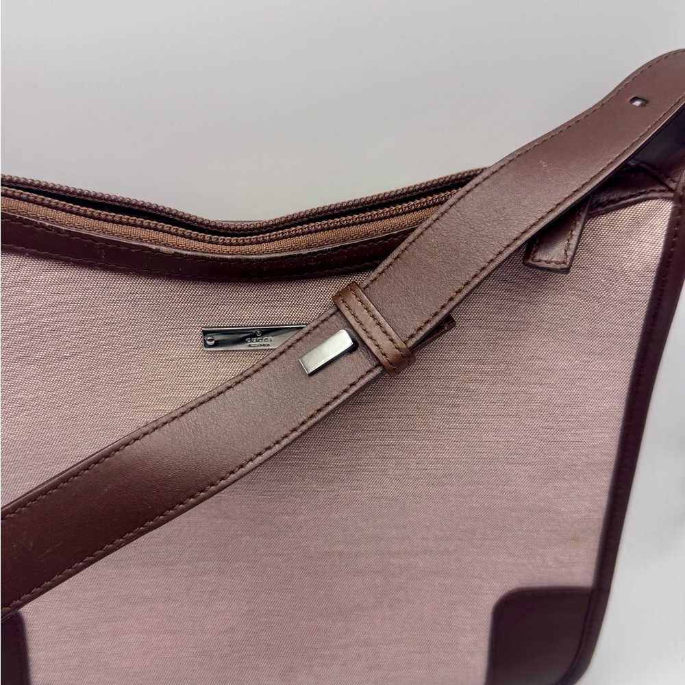 Gucci Preloved Canvas Shoulder Bag 100% AUTHENTIC! FREE Shipping!! - Picture 12 of 16
